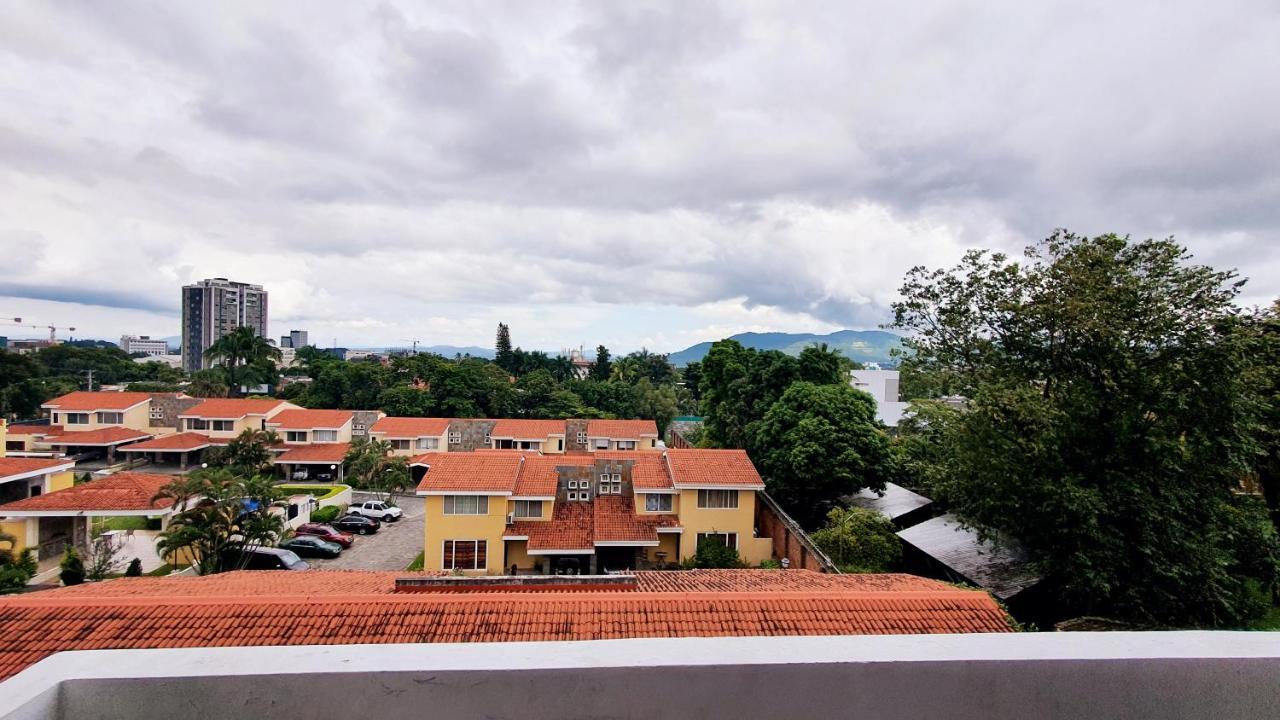 San Benito Flats Wifi 50Mg - 4 Huespedes - Parqueos Leilighet San Salvador Eksteriør bilde